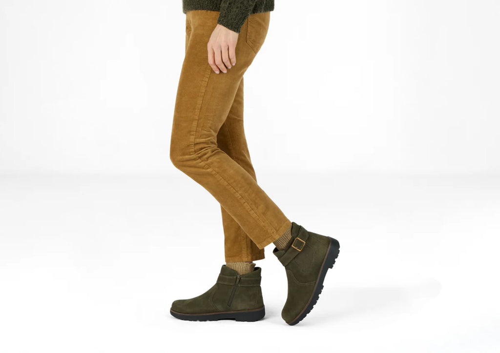 Botas Con Correa De Velcro Ortopédicas Y Terapéuticas